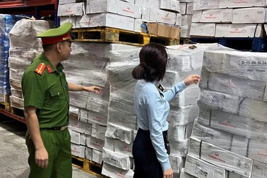 Hà Nội: Siết chặt quản lý thực phẩm dịp cuối năm đảm bảo sức khỏe người tiêu dùng