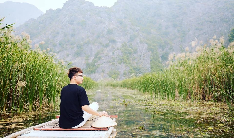 Ngỡ ngàng mùa sen giữa trời đông, lau đẹp như tranh ở Ninh Bình - 5 Ngỡ ngàng mùa sen giữa trời đông, lau đẹp như tranh ở Ninh Bình - 5
