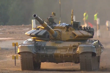 Đội xe tăng Việt Nam cán đích sau Myanmar trong trận bán kết Army Games