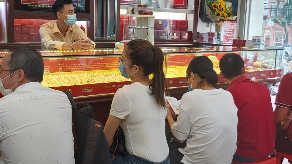 Ông bố quốc dân được con cháu tín nhiệm giao chục cây vàng đi bán - 6 Ông bố quốc dân được con cháu tín nhiệm giao chục cây vàng đi bán - 6