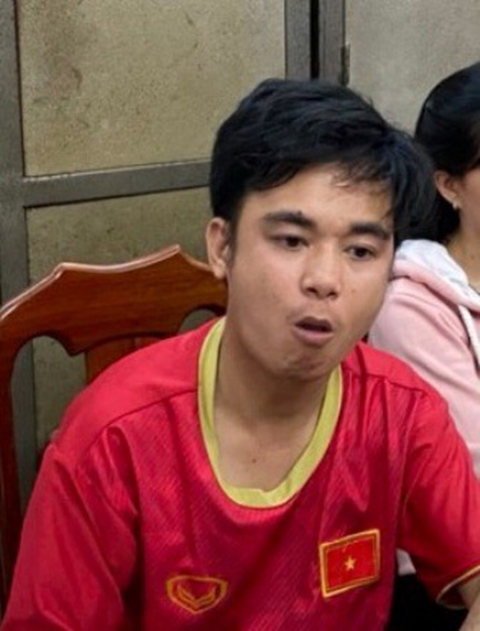 Chong cam diec sat hai vo ở Quang Nam Chong cam diec sat hai vo ở Quang Nam