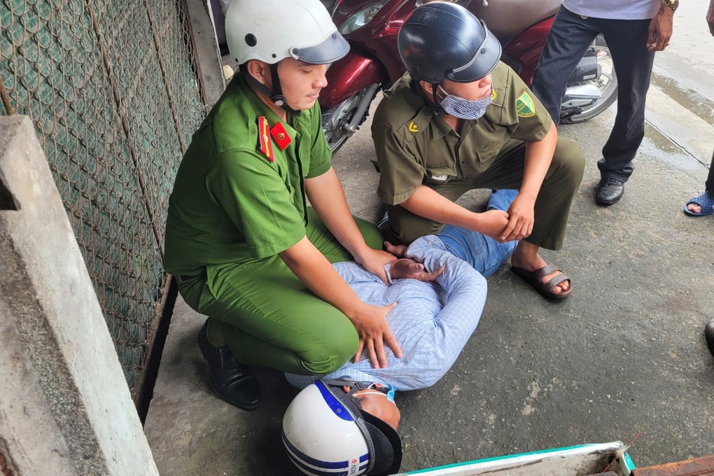 Công an chốt chặn, bắt kẻ trộm tài sản ở Đồng Tháp trốn qua Tây Ninh - 1