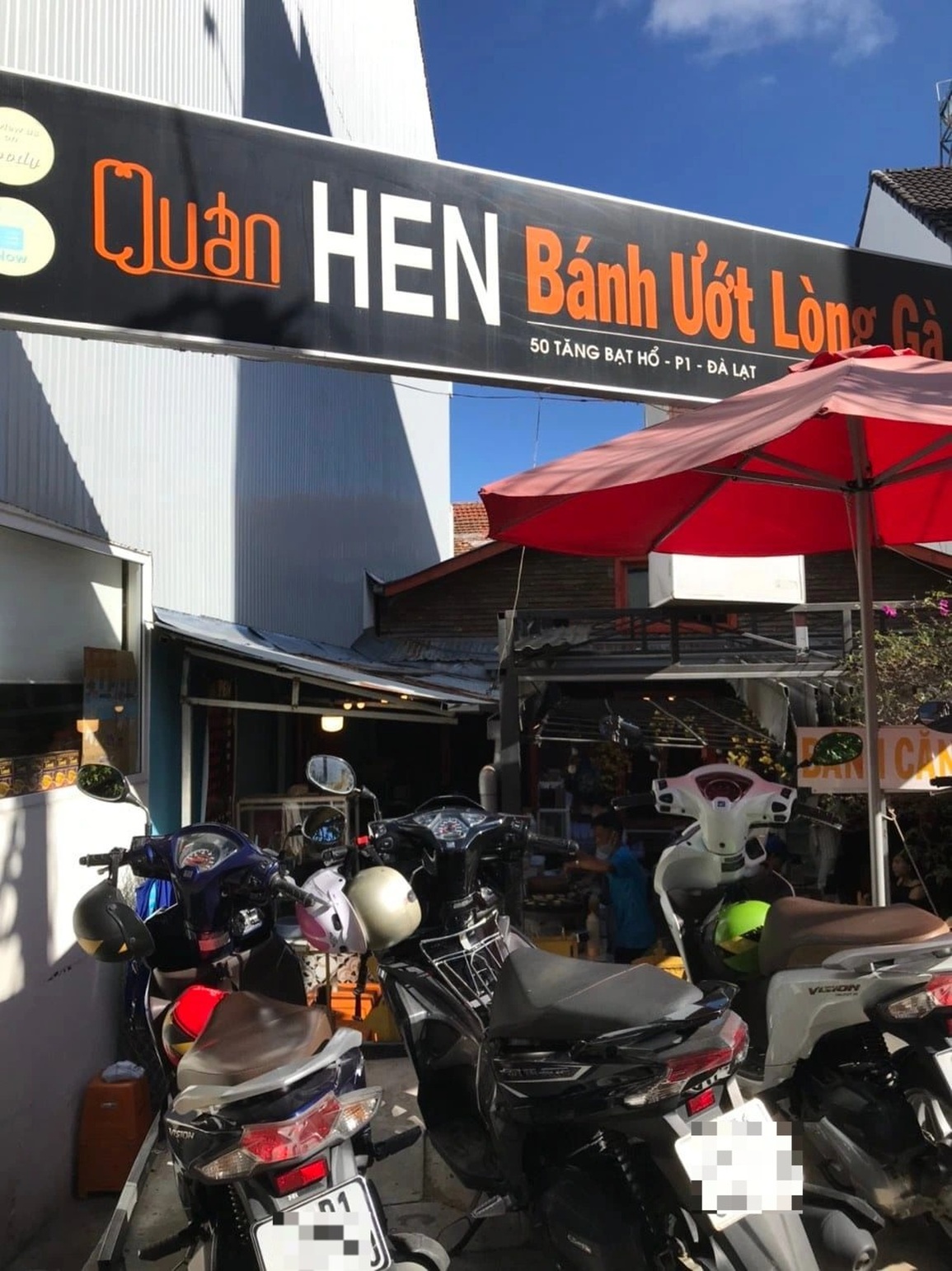 Chủ quán bánh ướt Đà Lạt xúc phạm khách hàng bị phạt 16 triệu đồng - 1 Chủ quán bánh ướt Đà Lạt xúc phạm khách hàng bị phạt 16 triệu đồng - 1