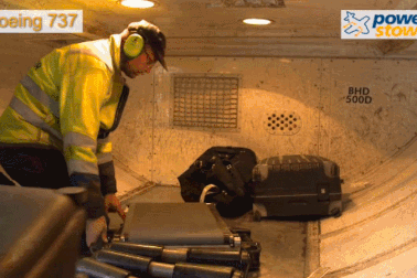 "Mục sở thị" cách sắp xếp hành lý lên khoang máy bay