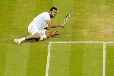 Djokovic lần thứ 21 liên tiếp vào tứ kết Grand Slam