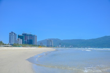 Phòng dịch Covid-19: Đà Nẵng cấm tắm biển