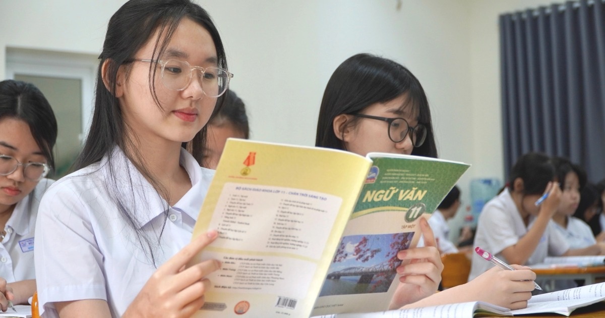 Tuyển sinh đại học: Xét học bạ bắt buộc có môn toán hoặc ngữ văn