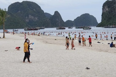 Hạ Long mở cửa bãi tắm công cộng, hoạt động thể thao, phòng tập gym