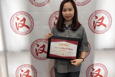 Cô gái xứ Nghệ và con đường chinh phục thành công tiếng Trung sau một năm theo đuổi