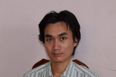 Nghịch tử bỏ thuốc độc sát hại cha và hàng xóm