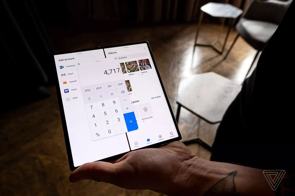Huawei trình làng smartphone màn hình gập Mate Xs, giá 2.700 USD - 2 Huawei trình làng smartphone màn hình gập Mate Xs, giá 2.700 USD - 2