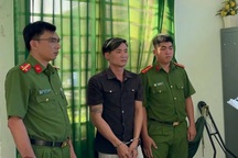 Bắt giam tài xế lái xe chặn ô tô để gây sự ở Bình Dương