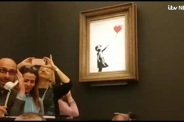 Tác phẩm nghệ thuật "triệu đô" bị hủy một nửa trong phiên đấu giá