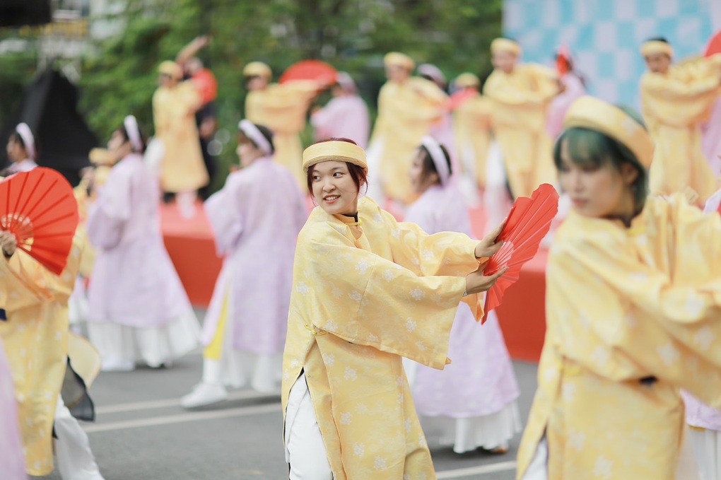 Tưng bừng, lôi cuốn Liên hoan Yosakoi Việt Nam 2023 - 4 Tưng bừng, lôi cuốn Liên hoan Yosakoi Việt Nam 2023 - 4
