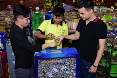 Khám phá điều bất ngờ đằng sau những chiếc nắp chai nhỏ