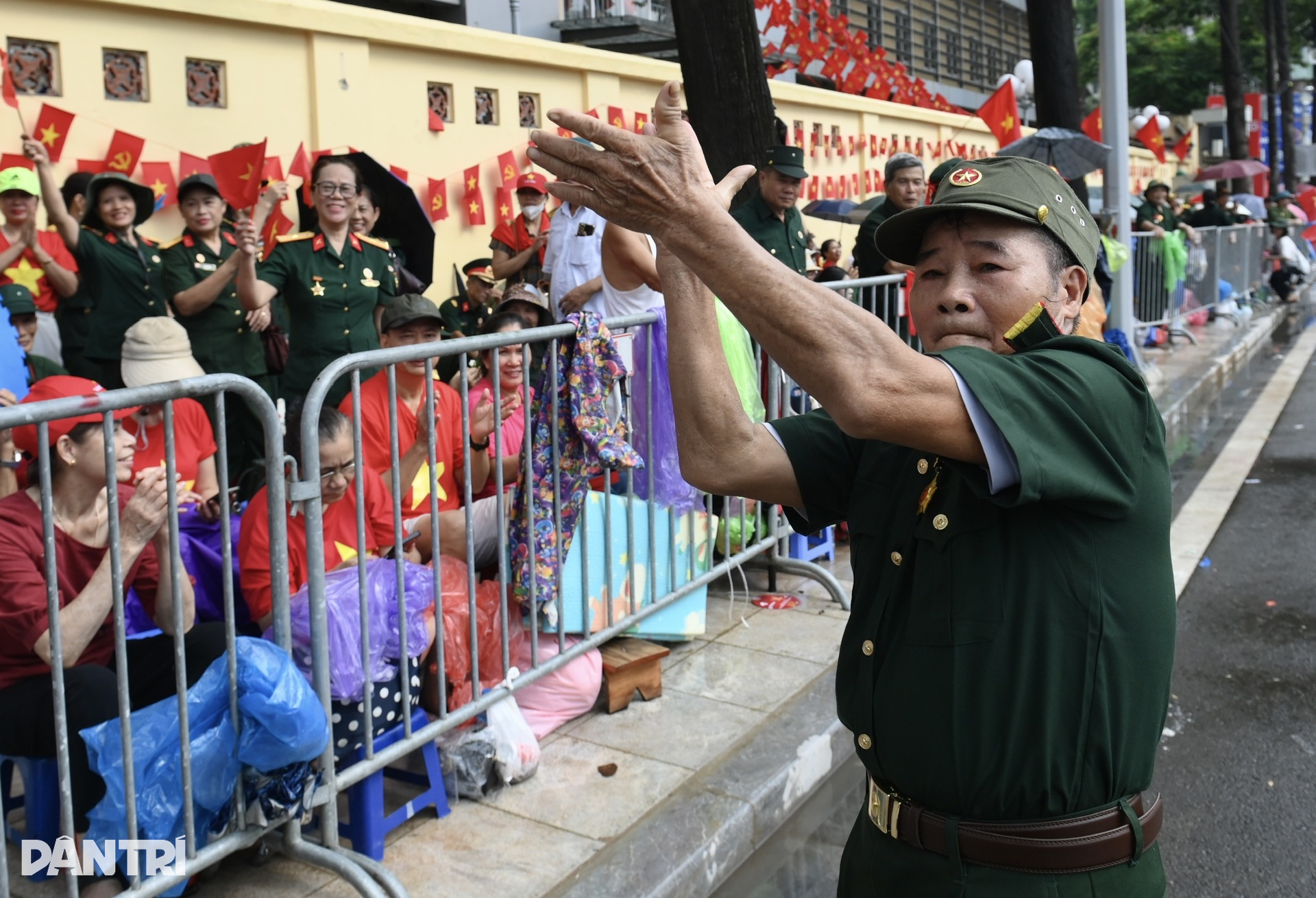 Cựu chiến binh - những vị khách đáng kính nhất trên đường diễu binh - 7 Cựu chiến binh - những vị khách đáng kính nhất trên đường diễu binh - 7