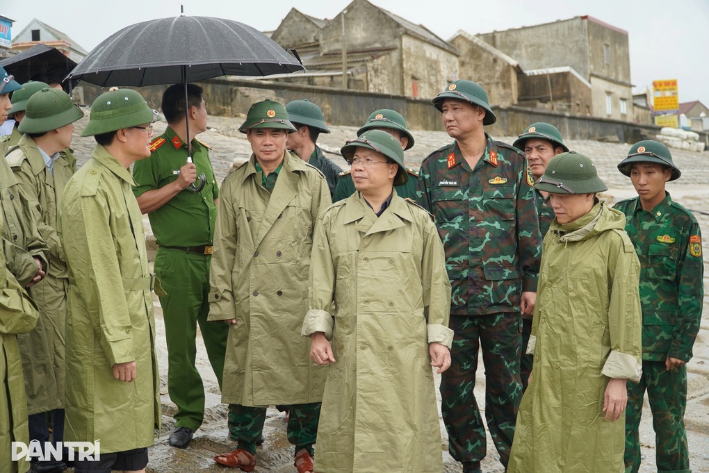 Hà Tĩnh thành lập Sở Chỉ huy ứng phó bão Kajiki - 1 Hà Tĩnh thành lập Sở Chỉ huy ứng phó bão Kajiki - 1