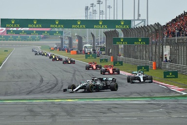 Hoãn chặng đua F1 tại Trung Quốc, đường đua Việt Nam đúng tiến độ