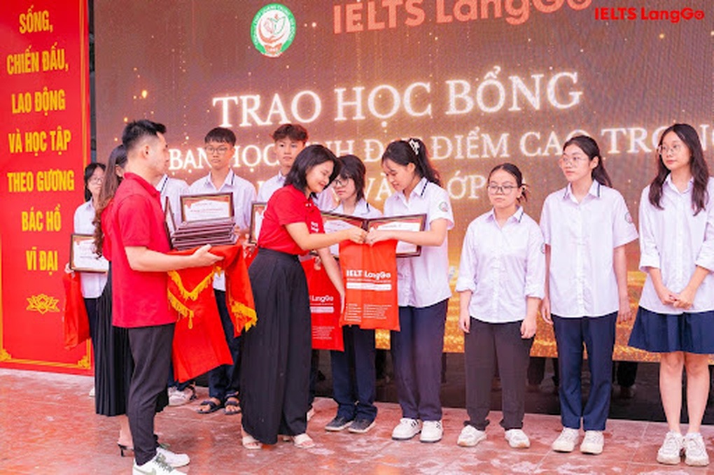 Mở khóa rào cản, chinh phục IELTS cùng chương trình Unlock The IELTS - 2 Mở khóa rào cản, chinh phục IELTS cùng chương trình Unlock The IELTS - 2