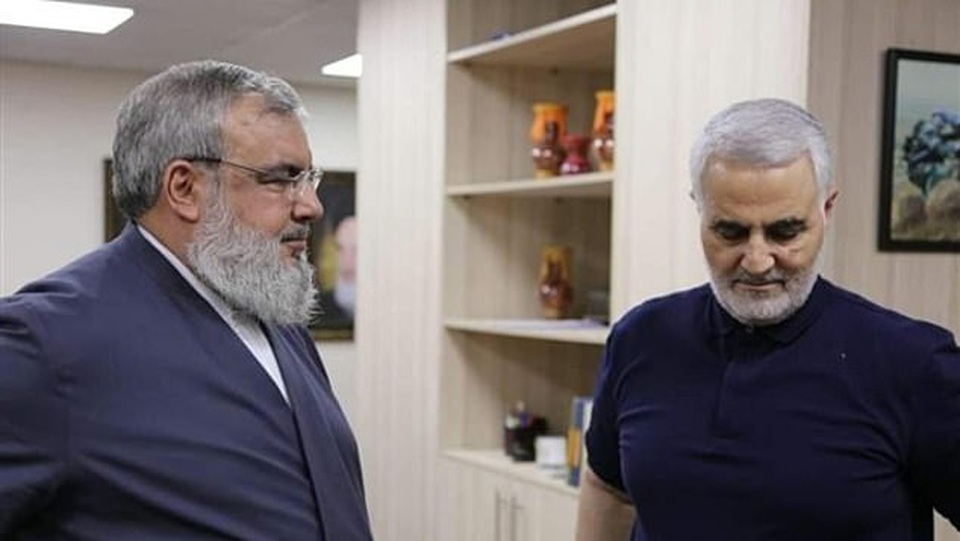 Hình ảnh cuối cùng của tướng Iran trước khi bị giết - 3 Hình ảnh cuối cùng của tướng Iran trước khi bị giết - 3