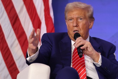 Động thái của ông Trump sau khi đề xuất thỏa thuận 500 tỷ USD với Ukraine