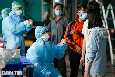 TPHCM giảm gần nửa triệu lao động tham gia công đoàn