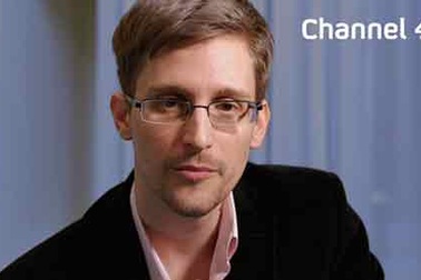 Nga lập giải thưởng báo chí điện tử mang tên Edward Snowden