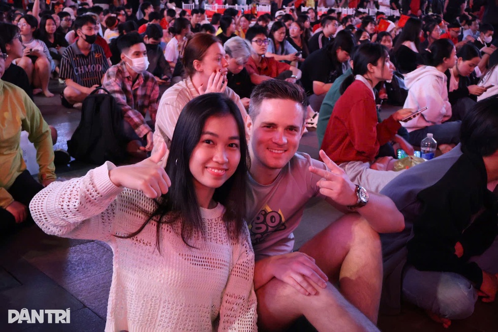 Khách Việt chi chục triệu đến Singapore xem concert, ở khách sạn đắt đỏ - 6 Khách Việt chi chục triệu đến Singapore xem concert, ở khách sạn đắt đỏ - 6