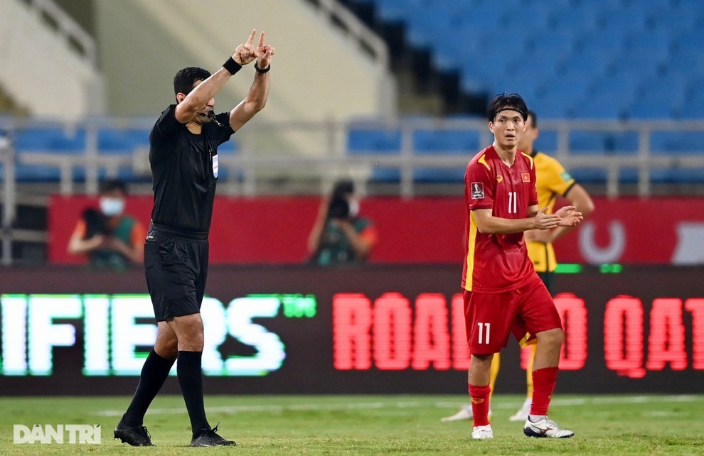 Vì sao trọng tài không cho tuyển Việt Nam hưởng phạt đền? - 1 Vì sao trọng tài không cho tuyển Việt Nam hưởng phạt đền? - 1