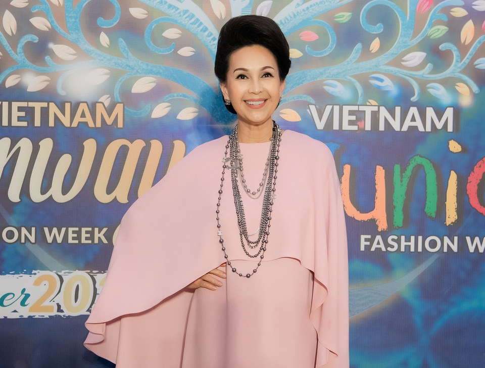 Đoan Trang, Thúy Diễm đưa con lên sàn catwalk - 8 Đoan Trang, Thúy Diễm đưa con lên sàn catwalk - 8