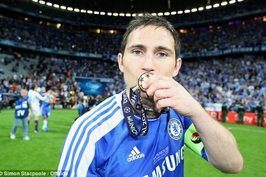 Lampard giã từ sự nghiệp cầu thủ ở tuổi 38