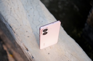 Đánh giá vivo V60 Lite 5G: Hiệu suất tốt, pin khỏe, camera còn hạn chế - 2 Đánh giá vivo V60 Lite 5G: Hiệu suất tốt, pin khỏe, camera còn hạn chế - 2
