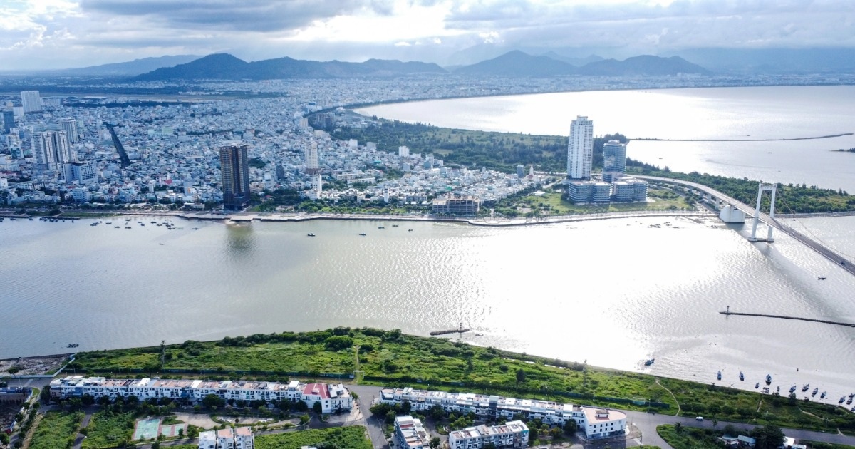 Đà Nẵng thành lập Chi bộ đặc khu Hoàng Sa và 15 Đảng bộ phường, xã