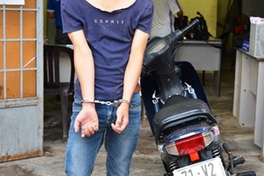 Chủ xe máy rượt đuổi hơn 10km để tóm tên trộm