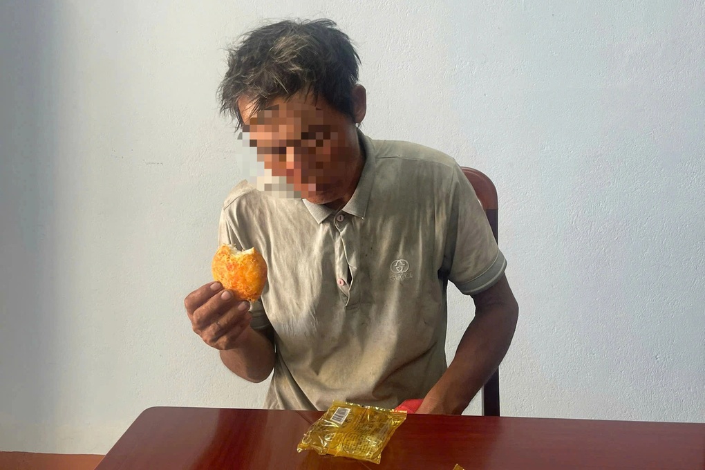 Người đàn ông lạc đường suốt 10 ngày, đi bộ trên cao tốc La Sơn - Túy Loan - 1 Người đàn ông lạc đường suốt 10 ngày, đi bộ trên cao tốc La Sơn - Túy Loan - 1