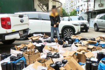 Triệt phá đường dây mua bán khí cười từ Quảng Ninh về Hà Nội