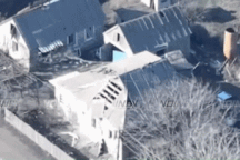 Chiến sự Ukraine 16/2: Nga dồn dập tiến công trên toàn mặt trận