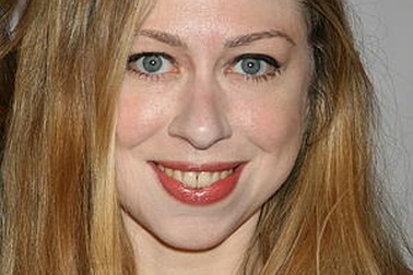 Ái nữ nhà Clinton sẽ kết hôn vào tháng 7