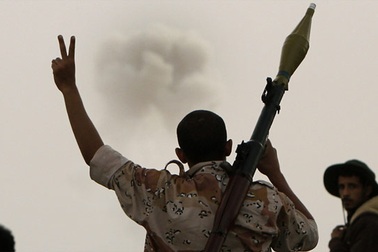 NATO “giết nhầm” 13 quân nổi dậy Libya, Yemen và Syria vẫn bất ổn