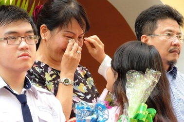 Thổn thức những lời tri ân của học trò lớp 12