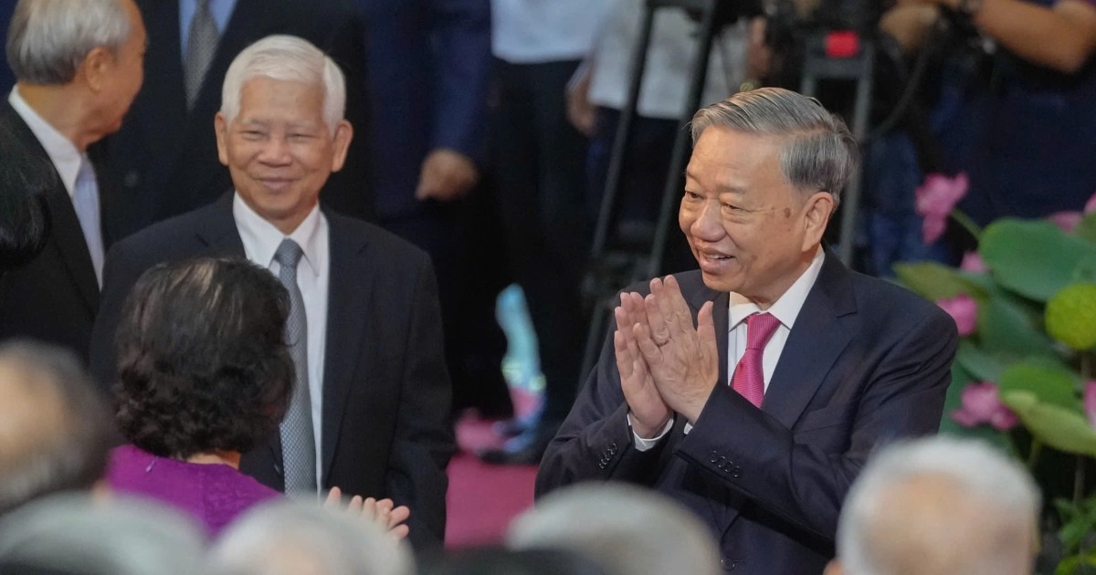 Tổng Bí thư Tô Lâm: Cả dân tộc cùng vươn tới tương lai rực rỡ