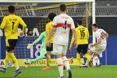 Bayern Munich hòa thất vọng, Dortmund thua đậm khi vắng Haaland