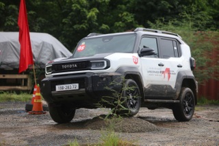 Toyota Land Cruiser FJ: Xe dành cho người thích đi off-road - 10