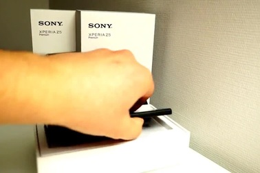 Smartphone màn hình nét nhất 2015 - Xperia Z5 Premium