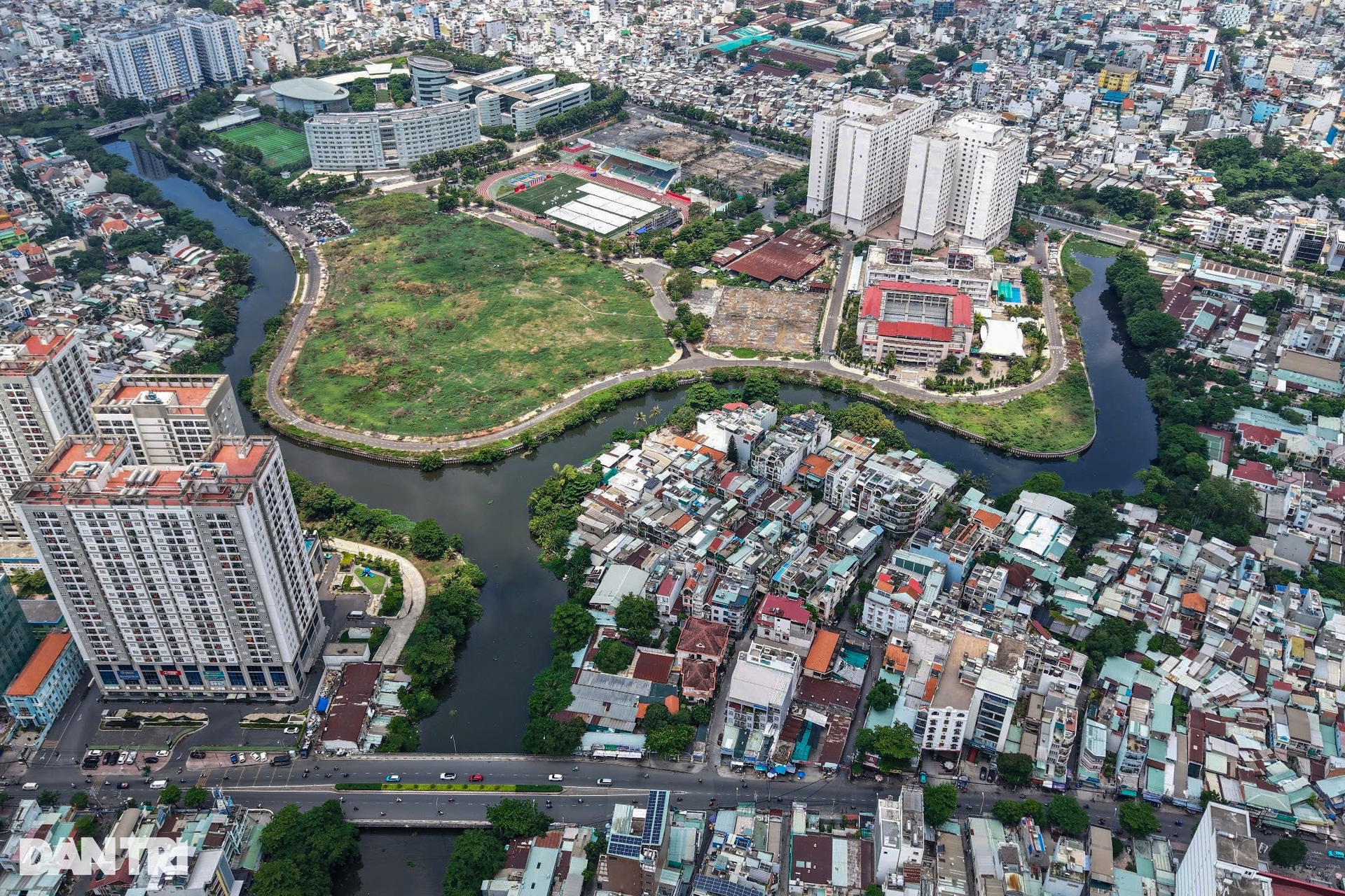 Hiện trạng 9km rạch Xuyên Tâm chảy qua nội ô TPHCM được cải tạo - 8 Hiện trạng 9km rạch Xuyên Tâm chảy qua nội ô TPHCM được cải tạo - 8