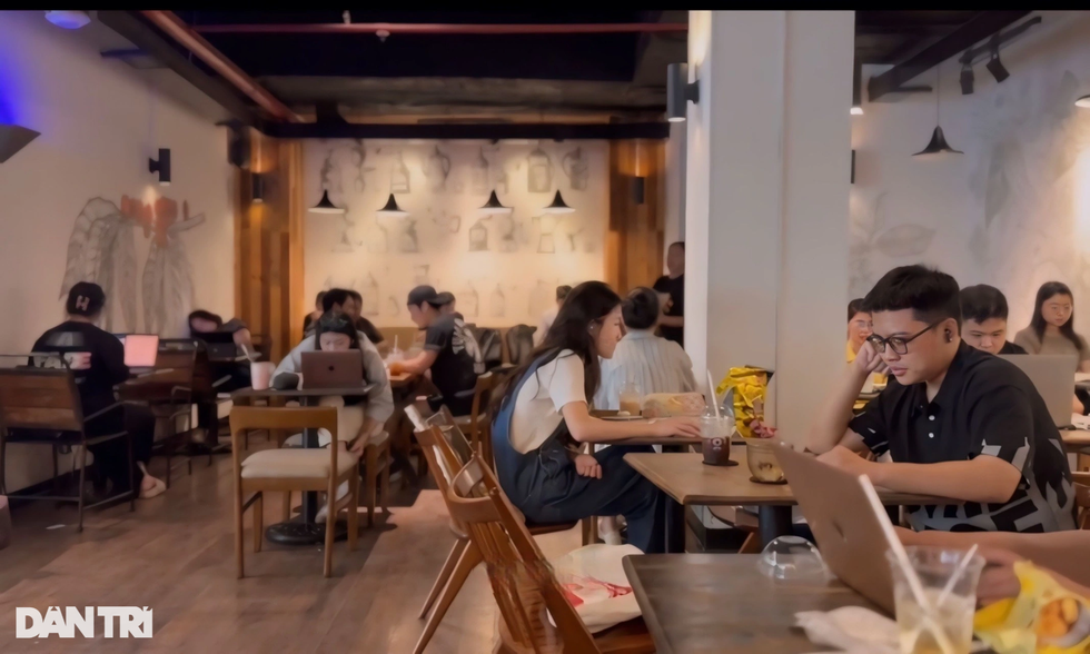 Giới trẻ Hà Nội đổ xô đến các địa điểm tránh nóng vừa giá rẻ, vừa mát mẻ - 3 Giới trẻ Hà Nội đổ xô đến các địa điểm tránh nóng vừa giá rẻ, vừa mát mẻ - 3