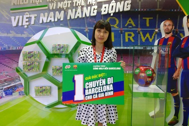 Con học 5 phẩm chất, cả nhà cùng “vi vu” tới Barcelona