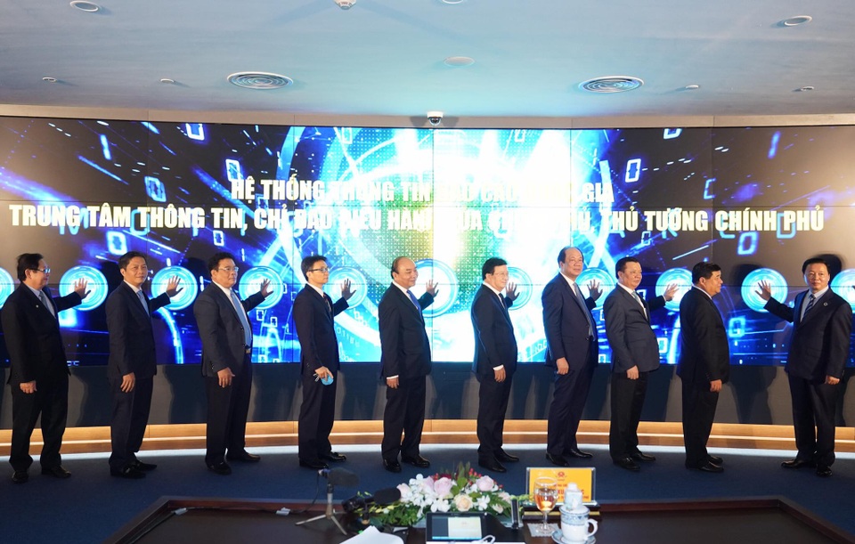 Thủ tướng bấm nút khai trương hệ thống thông tin báo cáo quốc gia - 3 Thủ tướng bấm nút khai trương hệ thống thông tin báo cáo quốc gia - 3