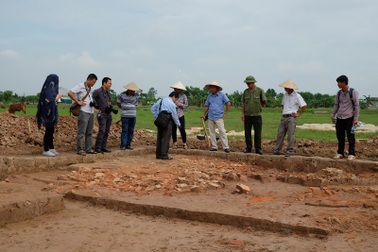 Lần đầu tiên phát hiện dấu vết lầu bát giác thời Trần ở Nam Định