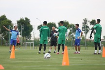 HLV Park Hang Seo rèn U22 Việt Nam theo đúng xu thế bóng đá thế giới